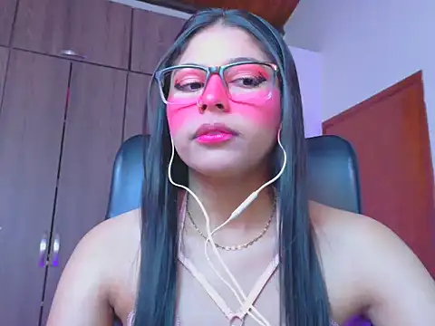 Snapshot of _ALLYSON18_ chatting on 06.20.26 ALLYSON18 online show from 06.20.26