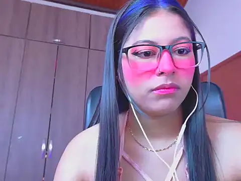 Snapshot of _ALLYSON18_ chatting on 07.17.26 ALLYSON18 online show from 07.17.26