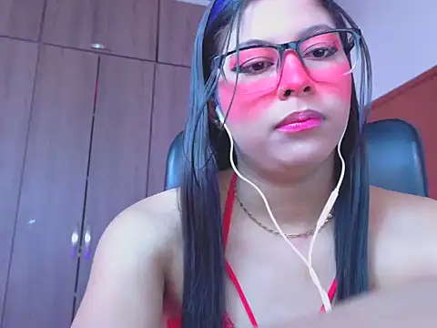 Snapshot of _ALLYSON18_ chatting on 07.27.26 ALLYSON18 online show from 07.27.26