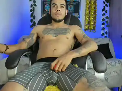 Snapshot of mikee_scooth chatting on 01.20.25 mikee scooth online show from 01.20.25