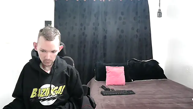 Sophia and Thomas online show from 01.06.25