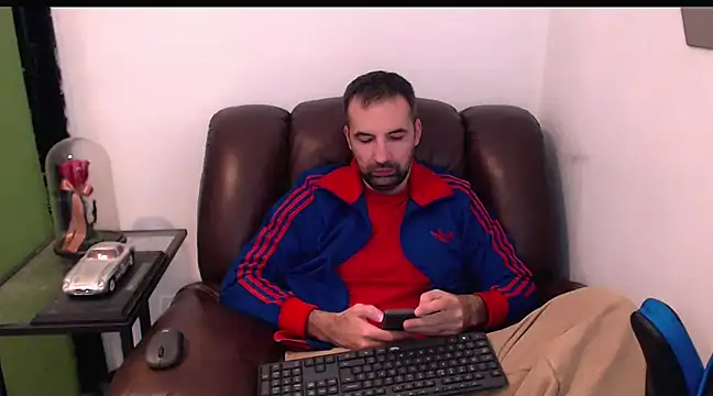 Leo 1617 online show from 01.26.25