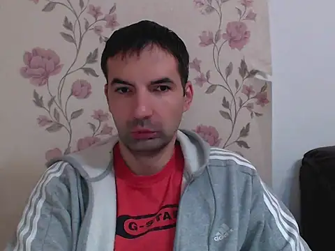 Snapshot of Leo_1617 chatting on 12.22.25 Leo 1617 online show from 12.22.25