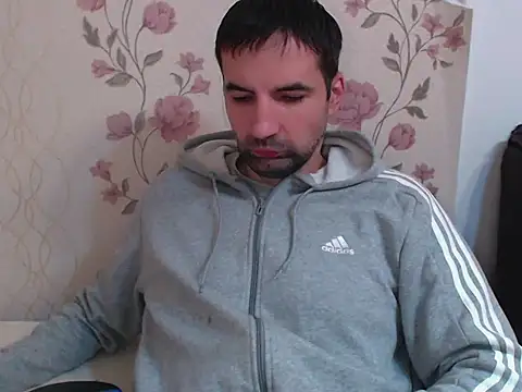 Snapshot of Leo_1617 chatting on 01.10.26 Leo 1617 online show from 01.10.26