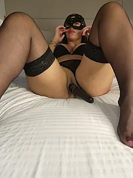 xxxHotQueen online show from 11.15.25