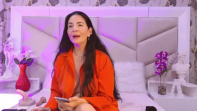 AlizonMoreti online show from 02.07.26