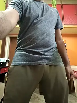 Snapshot of RohanBig chatting on 12.07.24 RohanBig online show from 12.07.24