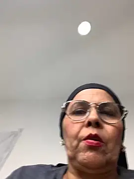 Snapshot of Nadia-melej chatting on 02.16.25 Nadia-melej online show from 02.16.25