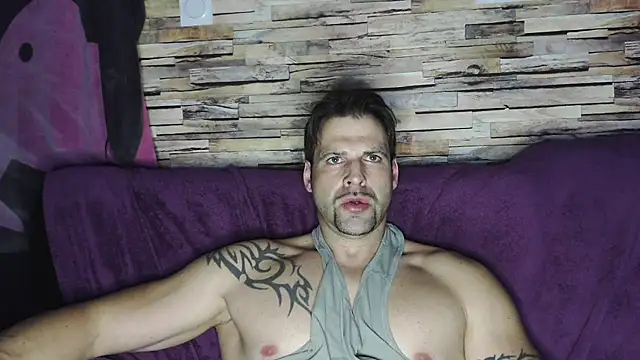 XxBigboybandxX online show from 02.12.25