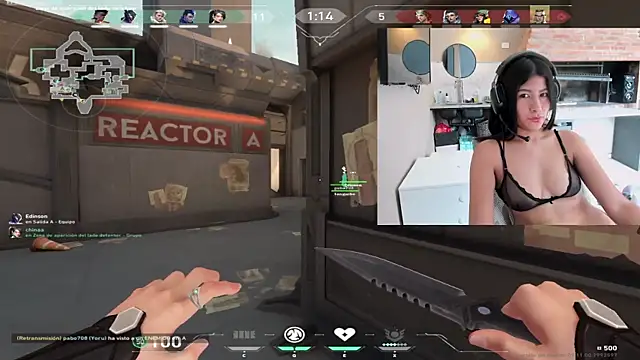 Snapshot of princesschini chatting on 12.18.24 princesschini online show from 12.18.24