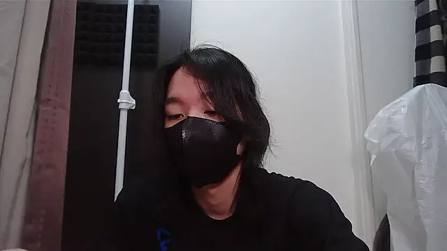 Snapshot of chikkd chatting on 05.28.26 chikkd online show from 05.28.26