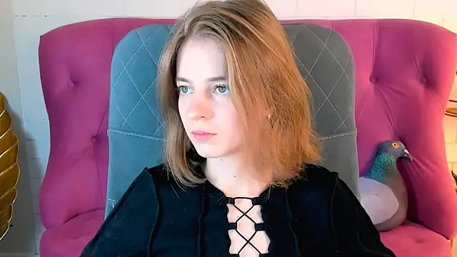 TinaDavil online show from 12.04.24