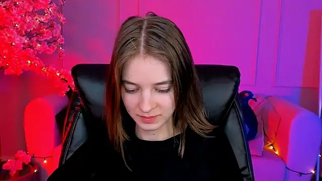 TinaDavil online show from 12.15.24