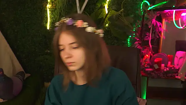 TinaDavil online show from 02.10.25