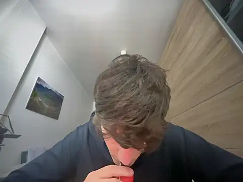 Snapshot of Pablogn24 chatting on 02.22.25 Pablogn24 online show from 02.22.25