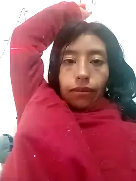 karolinee 66  online show from 12.15.24