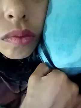 karolinee 66  online show from 01.03.25