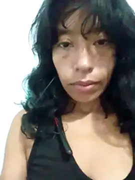 karolinee 66  online show from 11.22.25