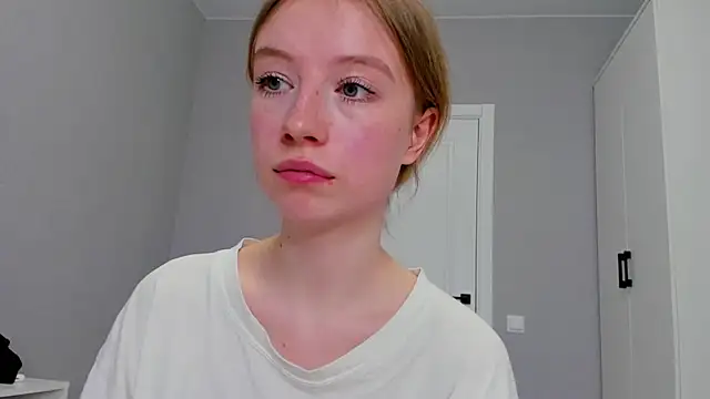 minidivaa  online show from 01.24.25