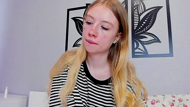 minidivaa  online show from 02.16.25