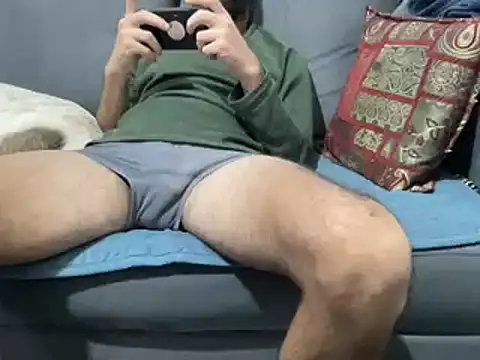 Snapshot of 4small4inchlol chatting on 12.12.24 4small4inchlol online show from 12.12.24