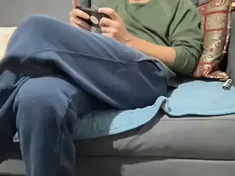 Snapshot of 4small4inchlol chatting on 12.16.24 4small4inchlol online show from 12.16.24