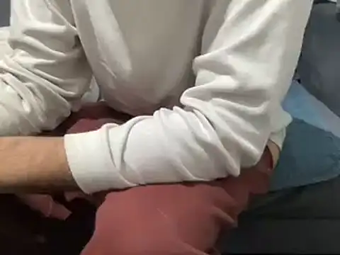 Snapshot of 4small4inchlol chatting on 12.29.24 4small4inchlol online show from 12.29.24