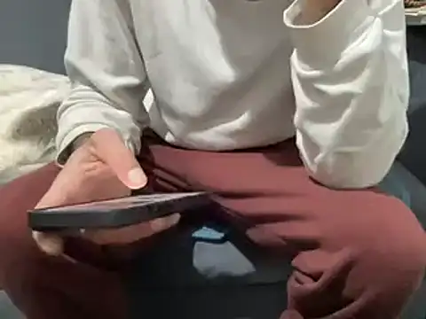 Snapshot of 4small4inchlol chatting on 12.30.24 4small4inchlol online show from 12.30.24