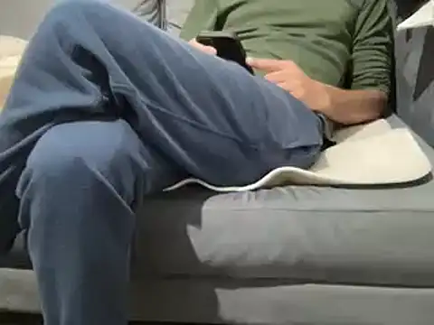 Snapshot of 4small4inchlol chatting on 03.11.25 4small4inchlol online show from 03.11.25