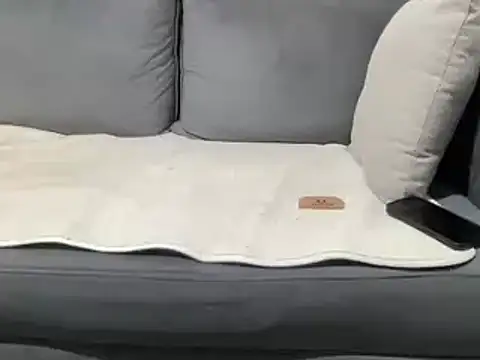 Snapshot of 4small4inchlol chatting on 03.18.25 4small4inchlol online show from 03.18.25