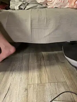 Snapshot of YoY-man chatting on 03.05.25 YoY-man online show from 03.05.25