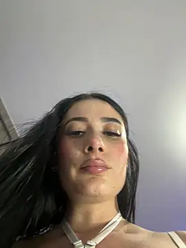 Libia James online show from 02.15.25