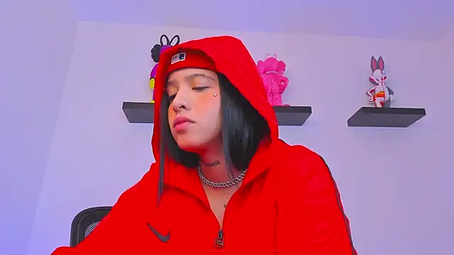 Gangster Girl online show from 03.06.25