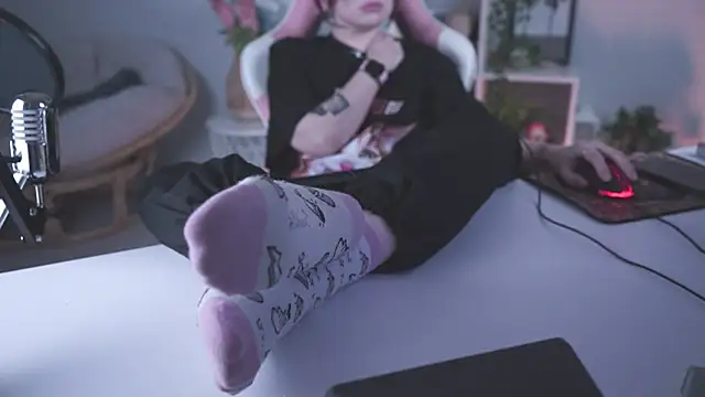 Lana  May online show from 03.14.25