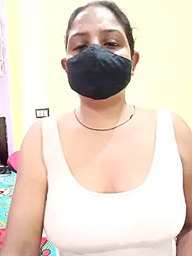 Snapshot of Simran-Simran chatting on 09.13.25 Simran-Simran online show from 09.13.25