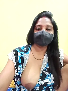 Snapshot of Simran-Simran chatting on 09.21.25 Simran-Simran online show from 09.21.25