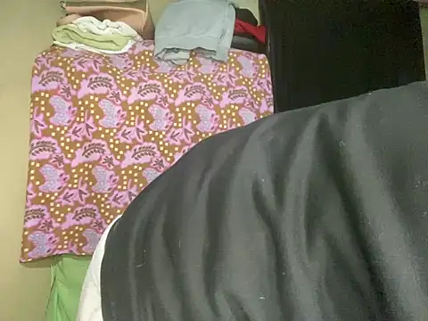 Snapshot of GaaTto chatting on 03.15.25 GaaTto online show from 03.15.25