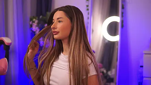 AvaShayy online show from 02.03.25