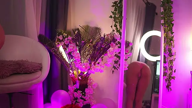 AvaShayy online show from 02.22.25