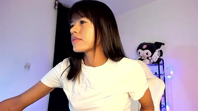 Snapshot of meganthompsonn22 chatting on 03.05.26 meganthompsonn22 online show from 03.05.26