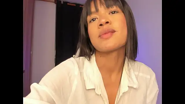 meganthompsonn22 online show from 06.14.26