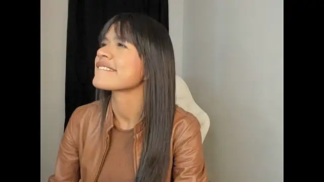 meganthompsonn22 online show from 07.14.26
