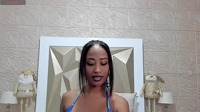 PassionMacoll online show from 12.02.24