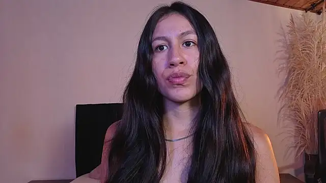 EmiGomez  online show from 04.30.26