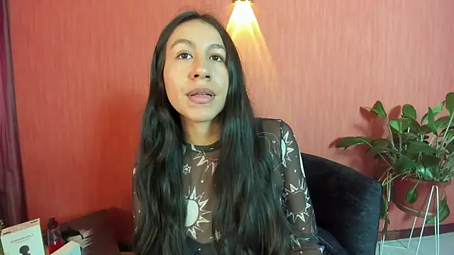 EmiGomez  online show from 05.11.26