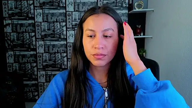 EmiGomez  online show from 07.06.26