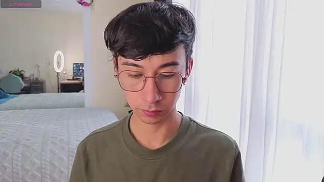 cameron cum online show from 12.05.25