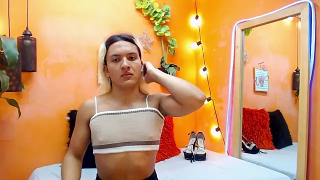 aslyhernandez 7 online show from 12.16.24