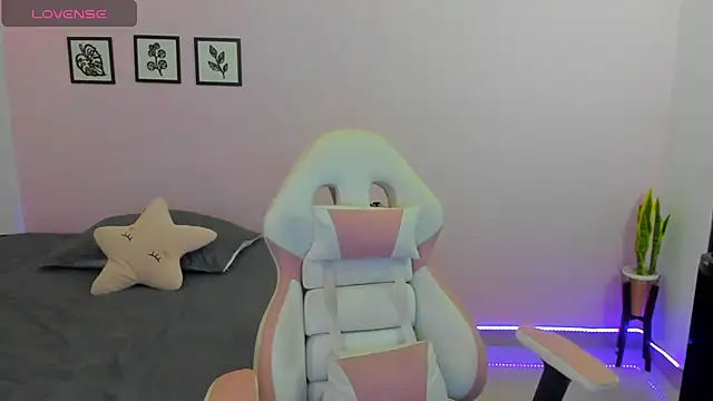 sophie pazz online show from 12.15.25