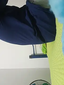 Snapshot of beautiful_hands_ chatting on 03.14.26 beautiful hands online show from 03.14.26